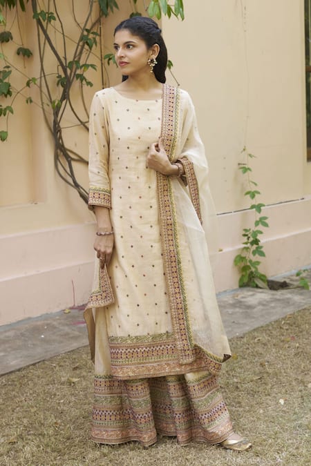 Shop_Naaz By Noor_Cream Tissue, Chanderi, Organza Embroidery Round Neck Bloom Kurta Sharara Set _Online_at_Aza_Fashions