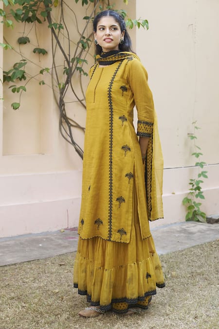 Naaz By Noor Yellow Chanderi, Organza Embroidery Round Neck Flower Kurta Sharara Set at Aza Fashions Naaz By Noor_Yellow Chanderi, Organza Embroidery Round Neck Flower Kurta Sharara Set _at_Aza_Fashions