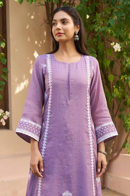 Naaz By Noor_Purple Chanderi, Organza Embroidery Round Neck Thread Work A-line Kurta Set _Online_at_Aza_Fashions