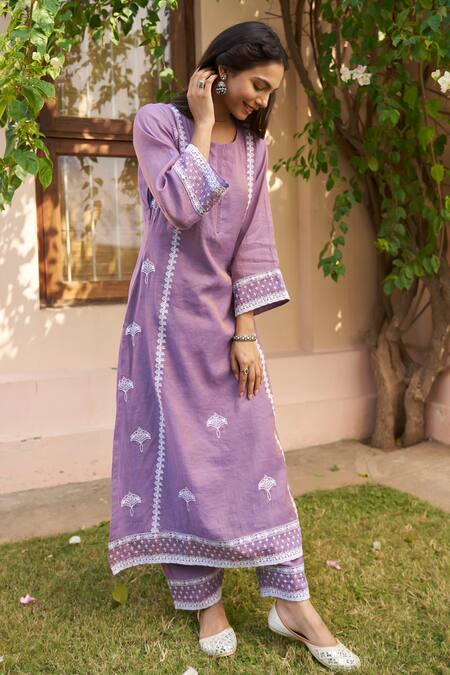 Buy_Naaz By Noor_Purple Chanderi, Organza Embroidery Round Neck Thread Work A-line Kurta Set _Online_at_Aza_Fashions