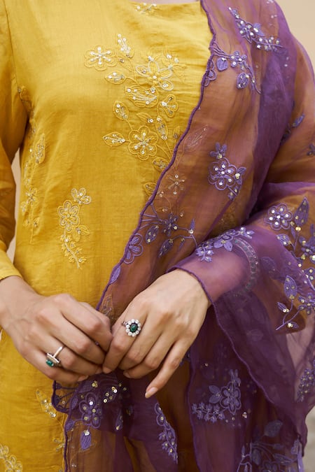 Buy_Naaz By Noor_Yellow Chanderi, Organza Sequins, Embroidery Round Neck Work Kurta Set _Online_at_Aza_Fashions
