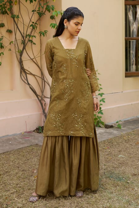 Buy Naaz By Noor Green Chanderi, Organza Sequins, Embroidery Floral Pattern Kurta Sharara Set Online at Aza Fashions Buy_Naaz By Noor_Green Chanderi, Organza Sequins, Embroidery Floral Pattern Kurta Sharara Set _Online_at_Aza_Fashions