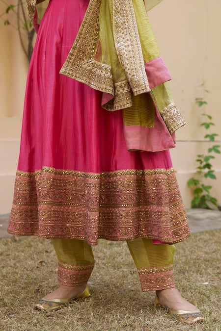Buy Naaz By Noor Pink Chanderi, Organza Sequins, Embroidery Round Neck Border Anarkali Set Online at Aza Fashions Buy_Naaz By Noor_Pink Chanderi, Organza Sequins, Embroidery Round Neck Border Anarkali Set _Online_at_Aza_Fashions