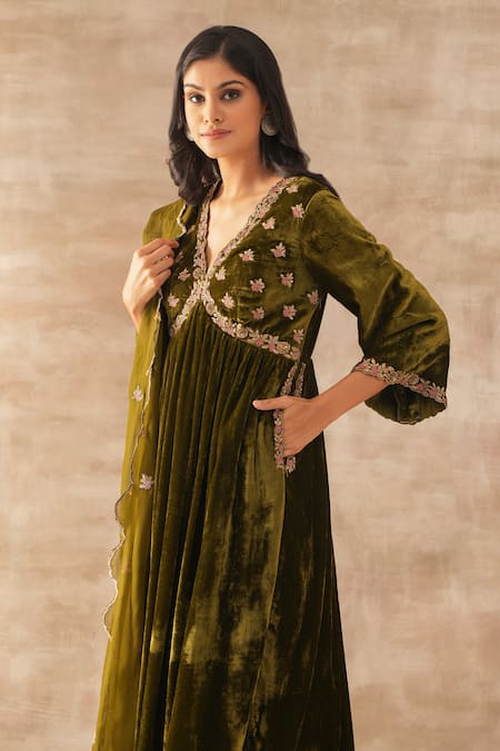 Varun Chhabra Green Anarkali And Palazzo Velvet Embroidery Resham V Neck Yoke Set Online at Aza Fashions Varun Chhabra_Green Anarkali And Palazzo Velvet Embroidery Resham V Neck Yoke Set_Online_at_Aza_Fashions