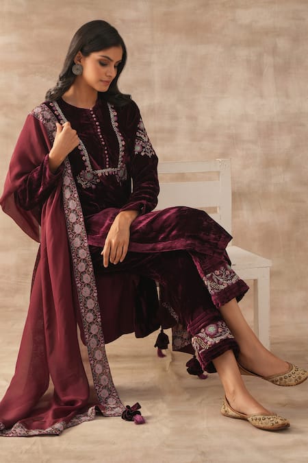 VARUN CHHABRA Velvet Dori Embroidered Kurta Set 