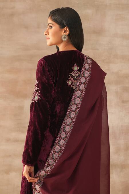 Shop Varun Chhabra Wine Kurta And Pant Velvet Embroidery Resham Round Dori Set at Aza Fashions Shop_Varun Chhabra_Wine Kurta And Pant Velvet Embroidery Resham Round Dori Set_at_Aza_Fashions