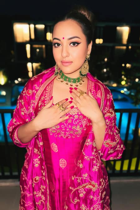 Punit Balana Pink Organza, Brocade Embroidery Square Neck Banarasi Silk Anarkali Pant Set Online at Aza Fashions Punit Balana_Pink Organza, Brocade Embroidery Square Neck Banarasi Silk Anarkali Pant Set _Online_at_Aza_Fashions