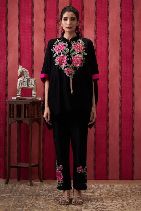 Soup By Sougat Paul Black Chanderi Silk Embroidery, Applique Collared Work Kimono Top With Pant Online at Aza Fashions Soup By Sougat Paul_Black Chanderi Silk Embroidery, Applique Collared Work Kimono Top With Pant _Online_at_Aza_Fashions