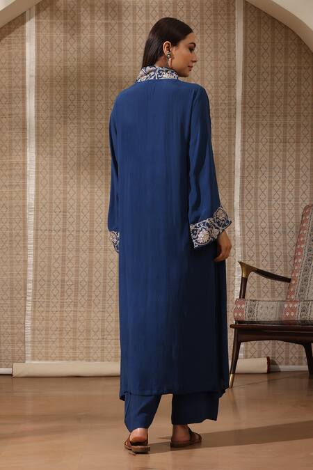 Shop_Rekha Agra_Blue Crepe Embroidery Mandarin Collar Leaflet Print Neck Kurta With Pant _at_Aza_Fashions