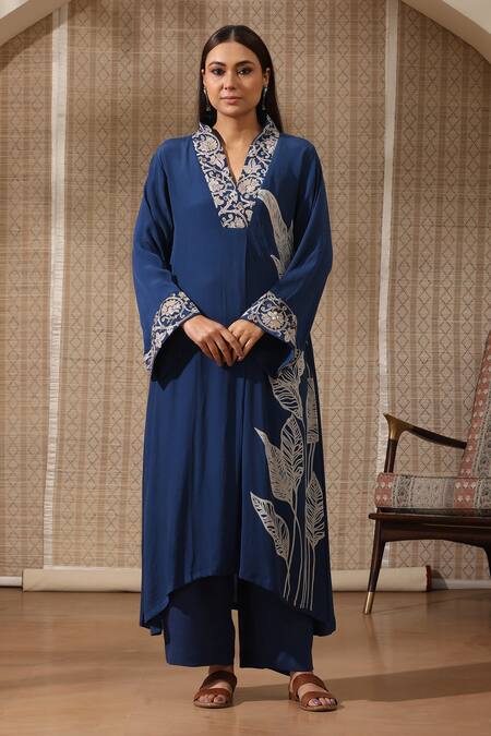 Shop_Rekha Agra_Blue Crepe Embroidery Mandarin Collar Leaflet Print Neck Kurta With Pant _Online_at_Aza_Fashions