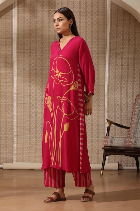 Rekha Agra Tulip Fleur Print Kurta With Chalk Striped Pant 