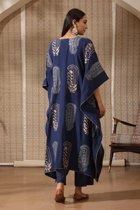 Rekha Agra Vintage Fleur Print Zari Work Kaftan With Pant 