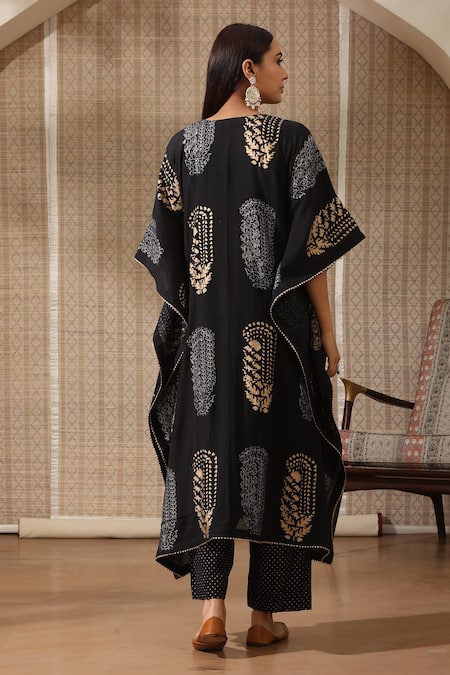 Rekha Agra Vintage Blossom Print Zari Work Kaftan With Pant 