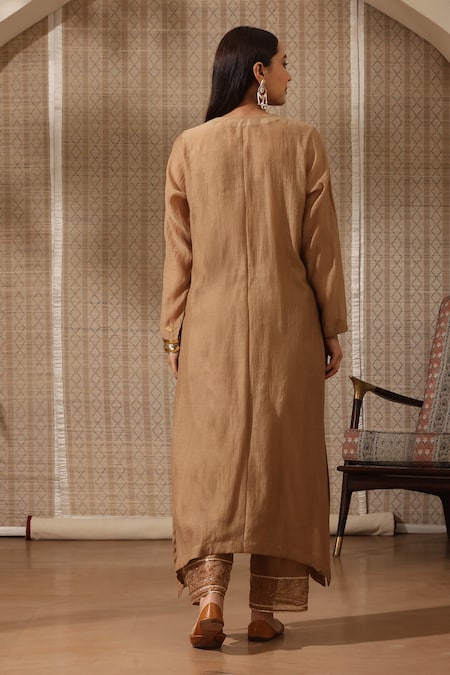 Rekha Agra Sequin & Gota Embroidered Yoke Chanderi Kurta Pant Set 