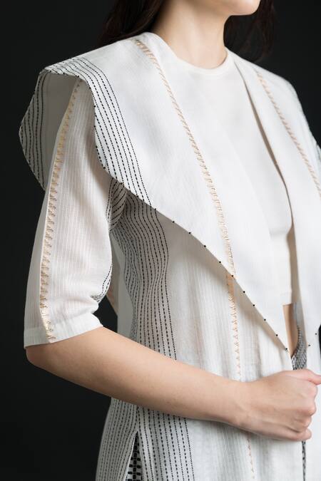 Buy Orcr Black Cotton Embroidery Mini Temple Arc Work Long Jacket With Loop Print Pant Online at Aza Fashions Buy_Orcr_Black Cotton Embroidery Mini Temple Arc Work Long Jacket With Loop Print Pant _Online_at_Aza_Fashions