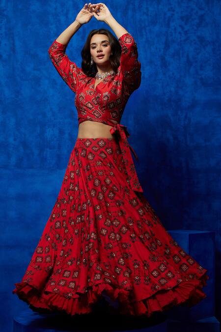 Shop Nautanky Orange Silk Sequins, Zari V-neck Printed Top And Lehenga Set Online at Aza Fashions Shop_Nautanky_Orange Silk Sequins, Zari V-neck Printed Top And Lehenga Set _Online_at_Aza_Fashions