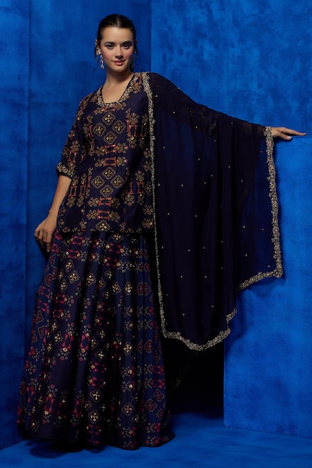 Shop Nautanky Purple Silk, Crepe, Organza Enchantress Starry Night Kurta Lehenga Set at Aza Fashions Shop_Nautanky_Purple Silk, Crepe, Organza Enchantress Starry Night Kurta Lehenga Set _at_Aza_Fashions