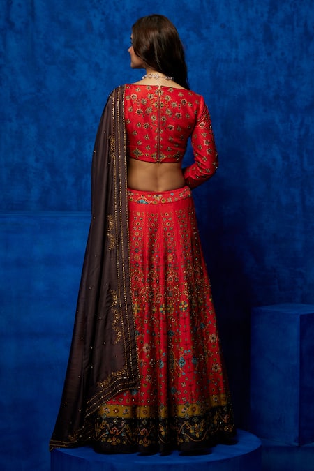 Shop_Nautanky_Red Silk, Organza Beads, Sequins V-neck Tangerine Dream Printed Lehenga Set _at_Aza_Fashions