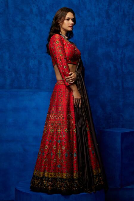 Nautanky_Red Silk, Organza Beads, Sequins V-neck Tangerine Dream Printed Lehenga Set _at_Aza_Fashions