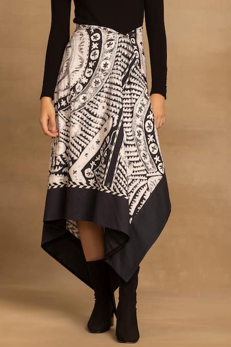 Reena Sharma White Cotton Nikita Abstract Print Skirt Online at Aza Fashions Reena Sharma_White Cotton Nikita Abstract Print Skirt _Online_at_Aza_Fashions