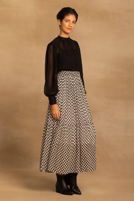 Buy_Reena Sharma_White Viscose, Georgette Nikita Chevron Print Skirt _Online_at_Aza_Fashions