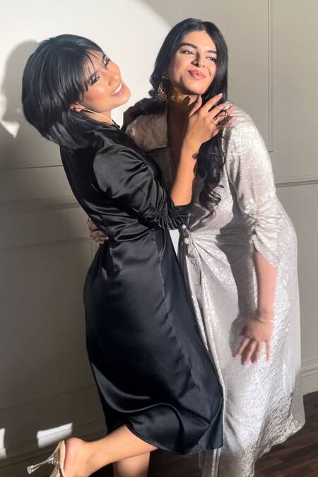 Style Junkiie Black Satin Collared Cinched Midi Dress Online at Aza Fashions Style Junkiie_Black Satin Collared Cinched Midi Dress _Online_at_Aza_Fashions