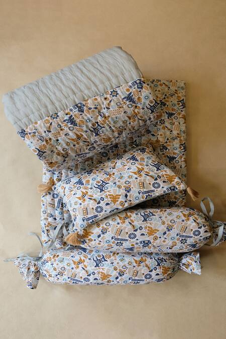 Shop Design Gaatha Off White 100% Cotton Print Christmas Element Baby Bedding Set at Aza Fashions Shop_Design Gaatha_Off White 100% Cotton Print Christmas Element Baby Bedding Set_at_Aza_Fashions