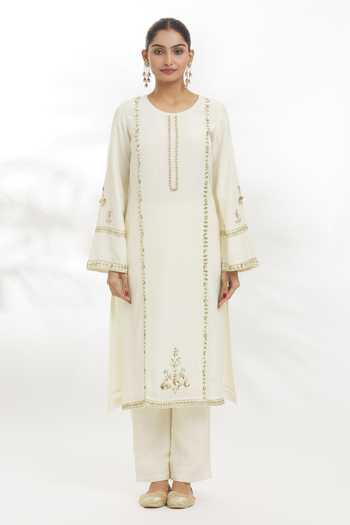 Samyukta Singhania Off White Chanderi Silk, Cotton, Chanderi, Chiffon Stripe Embroidered Kurta Set Online at Aza Fashions Samyukta Singhania_Off White Chanderi Silk, Cotton, Chanderi, Chiffon Stripe Embroidered Kurta Set _Online_at_Aza_Fashions
