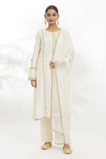Buy Samyukta Singhania Off White Chanderi Silk, Cotton, Chanderi, Chiffon Stripe Embroidered Kurta Set Online at Aza Fashions Buy_Samyukta Singhania_Off White Chanderi Silk, Cotton, Chanderi, Chiffon Stripe Embroidered Kurta Set _Online_at_Aza_Fashions