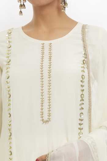 Shop Samyukta Singhania Off White Chanderi Silk, Cotton, Chanderi, Chiffon Stripe Embroidered Kurta Set Online at Aza Fashions Shop_Samyukta Singhania_Off White Chanderi Silk, Cotton, Chanderi, Chiffon Stripe Embroidered Kurta Set _Online_at_Aza_Fashions
