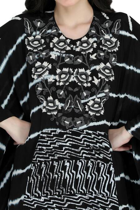 Shruti Sancheti Black Viscose Beads Split V-neck Tie-dye Embroidered Kaftan at Aza Fashions Shruti Sancheti_Black Viscose Beads Split V-neck Tie-dye Embroidered Kaftan _at_Aza_Fashions