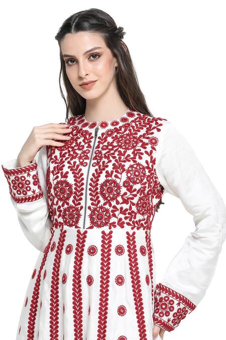 Shruti Sancheti White Linen, Satin Mirrors, Embroidery Mandarin Collar Mandala Fleur Anarkali at Aza Fashions Shruti Sancheti_White Linen, Satin Mirrors, Embroidery Mandarin Collar Mandala Fleur Anarkali _at_Aza_Fashions