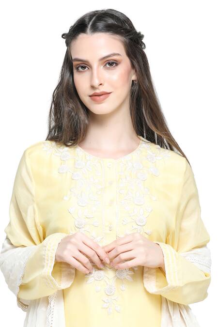 Shruti Sancheti Yellow Silk, Cotton Embroidery Round Neck Dahlia Fleur Yoke Kurta Palazzo Set Online at Aza Fashions Shruti Sancheti_Yellow Silk, Cotton Embroidery Round Neck Dahlia Fleur Yoke Kurta Palazzo Set _Online_at_Aza_Fashions