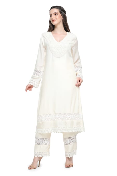 Buy Shruti Sancheti White Silk Lace, Pearls V-neck Florid Embellished Straight Kurta Pant Set Online at Aza Fashions Buy_Shruti Sancheti_White Silk Lace, Pearls V-neck Florid Embellished Straight Kurta Pant Set _Online_at_Aza_Fashions