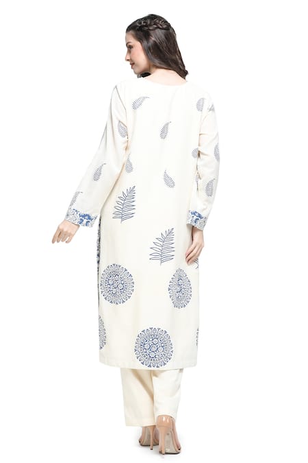 Shop Shruti Sancheti White Handloom , Round Neck Frond Bloom Print Kurta Pant Set at Aza Fashions Shop_Shruti Sancheti_White Handloom , Round Neck Frond Bloom Print Kurta Pant Set _at_Aza_Fashions