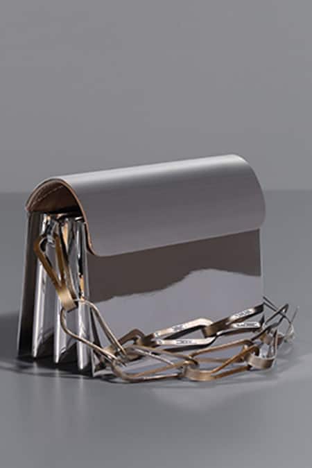 Tann-ED_Silver Plain Metallic Plate Clutch _Online_at_Aza_Fashions
