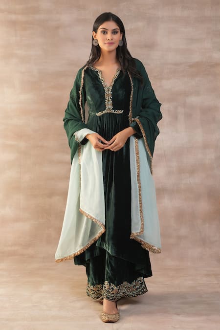 VARUN CHHABRA Green Anarkali And Palazzo Velvet Embroidery Resham Notched Placket Set 