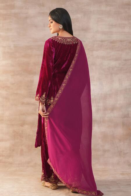 Shop Varun Chhabra Pink Cotton, Velvet, Organza Embroidery Resham Neckline Kurta Palazzo Set at Aza Fashions Shop_Varun Chhabra_Pink Cotton, Velvet, Organza Embroidery Resham Neckline Kurta Palazzo Set_at_Aza_Fashions