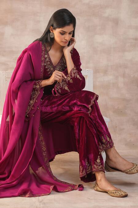 Varun Chhabra Pink Cotton, Velvet, Organza Embroidery Resham Neckline Kurta Palazzo Set Online at Aza Fashions Varun Chhabra_Pink Cotton, Velvet, Organza Embroidery Resham Neckline Kurta Palazzo Set_Online_at_Aza_Fashions