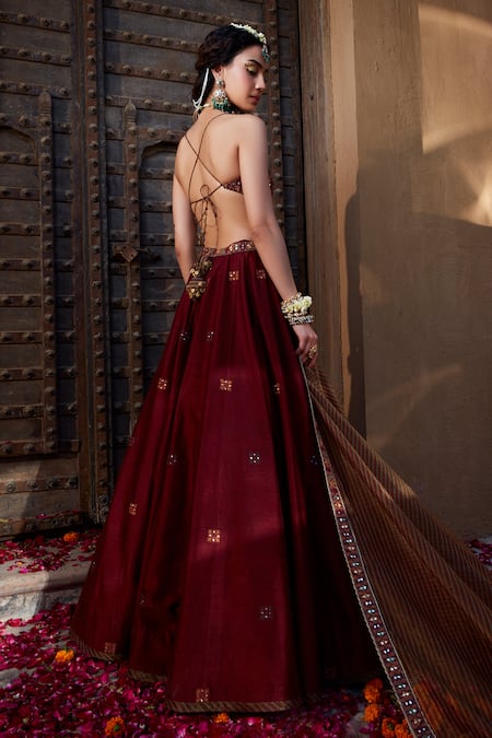 Kritika Dawar Mirror Placement Embroidered Lehenga Set 