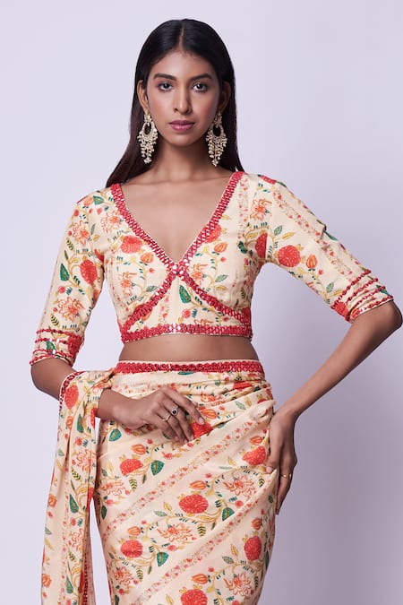 Kavitha Gutta Cream Crepe, Linen Embroidery, Mirrors V-neck Floral Pattern Saree With Blouse Online at Aza Fashions Kavitha Gutta_Cream Crepe, Linen Embroidery, Mirrors V-neck Floral Pattern Saree With Blouse _Online_at_Aza_Fashions