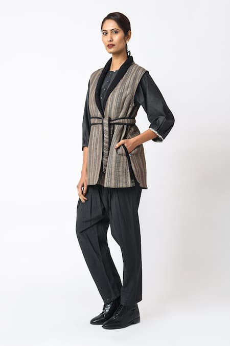 Buy_JAYATI GOENKA_Grey Cotton Embroidery Shawl Neck Chairo Jacket With Belt _Online_at_Aza_Fashions