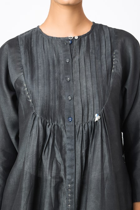 JAYATI GOENKA_Black Linen, Chanderi Silk Embroidery Round Neck Americano Tunic With Trouser _Online_at_Aza_Fashions