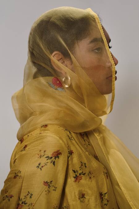 Buy_Dot_Yellow Cotton, Silk Round Neck Chintz Print Short Kurta And Pant Set _Online_at_Aza_Fashions