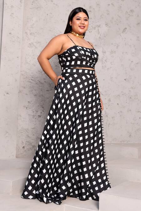 Buy_Aapro_Black Cotton Beads Sweetheart Neck Checkered Bustier And Skirt Set 