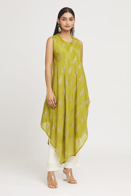 Buy_Label Lila_Green Georgette Sequins Round Neck Embellished Asymmetric Kurta _Online_at_Aza_Fashions