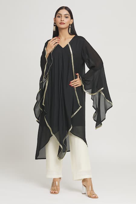 Buy_Label Lila_Black Crepe Lace V-neck Asymmetric Tunic _Online_at_Aza_Fashions
