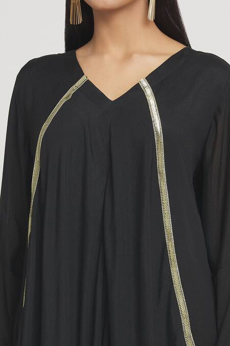 Shop_Label Lila_Black Crepe Lace V-neck Asymmetric Tunic _Online_at_Aza_Fashions