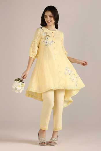 Kaveri_Yellow 100% Linen Printed Floral Round Camellia Asymmetric Kurta  _Online_at_Aza_Fashions