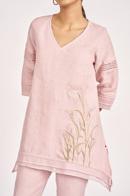 Kaveri_Pink 100% Linen Embroidered Thread V Neck Talia Tunic  _Online_at_Aza_Fashions